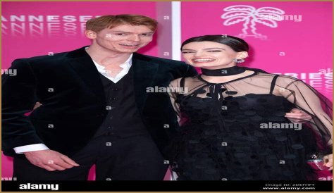 Who Is Emma Mackey's Boyfriend? Was Once Dating Dam Whitlam